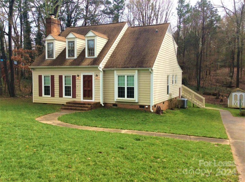 Property image 2 at 7420 Willow Creek Drive, Charlotte, NC 28270