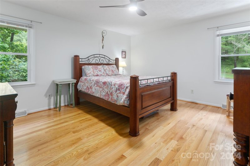 Property image 4 at 2 Brushwood Road, Asheville, NC 28804