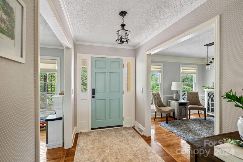 Property image 5 at 9216 Willowglen Trail, Charlotte, NC 28215