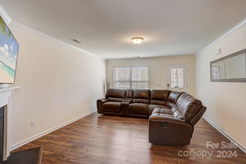 Property image 5 at 5908 Ellimar Field Lane, Charlotte, NC 28215