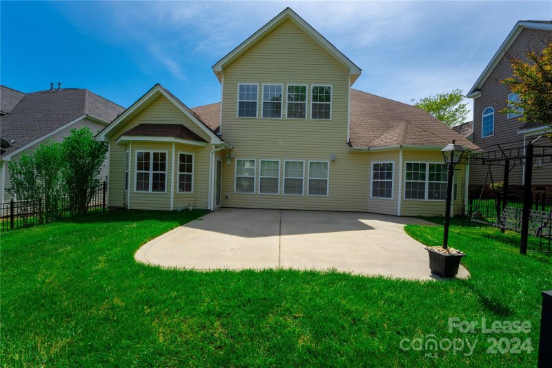 Property image 4 at 15139 Redwood Valley Lane, Charlotte, NC 28277