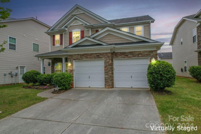 Property image 2 at 6246 Prosperity Commons Drive, Charlotte, NC 28269