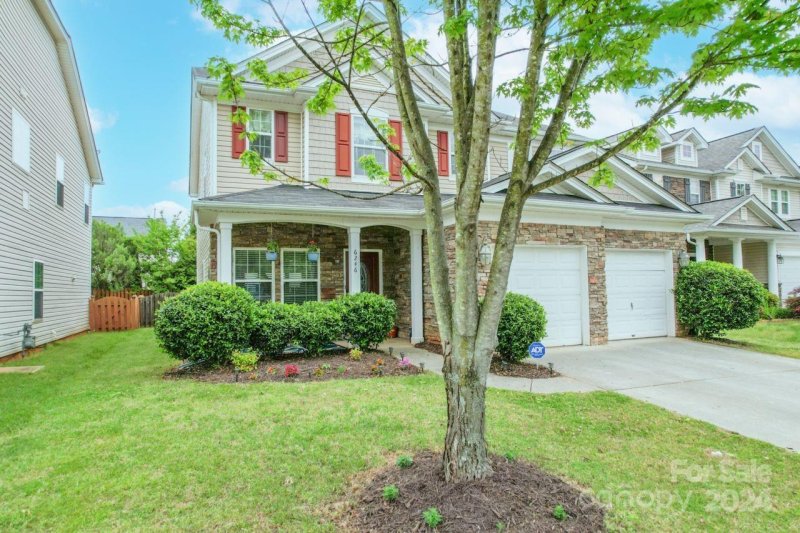 Property image 3 at 6246 Prosperity Commons Drive, Charlotte, NC 28269