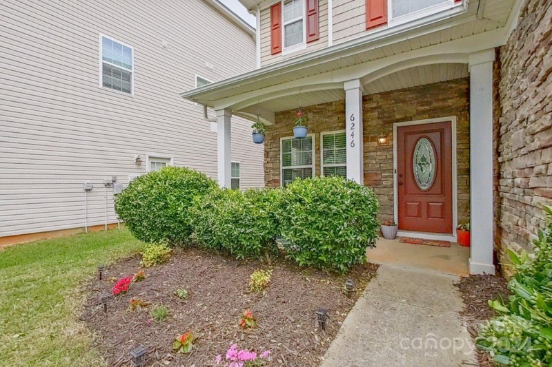 Property image 5 at 6246 Prosperity Commons Drive, Charlotte, NC 28269