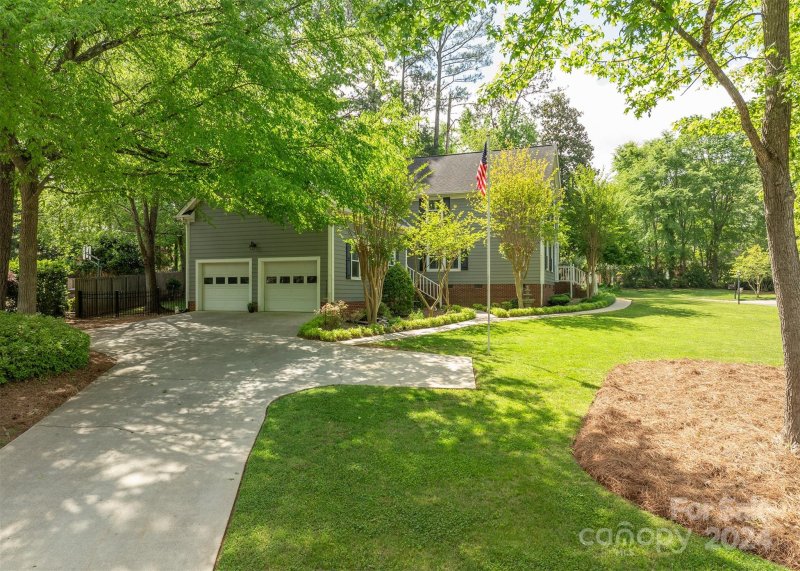Property image 4 at 1742 Cavendale Drive, Rock Hill, SC 29732