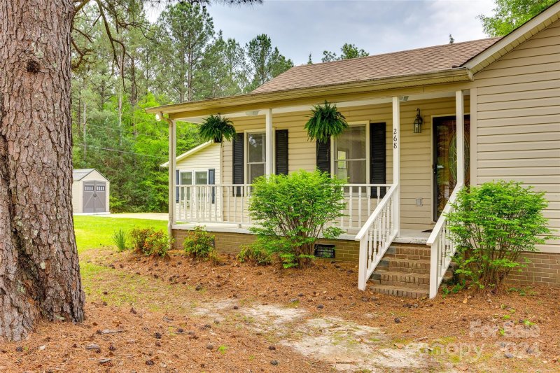 Property image 2 at 268 Jaycee Drive, Catawba, SC 29704