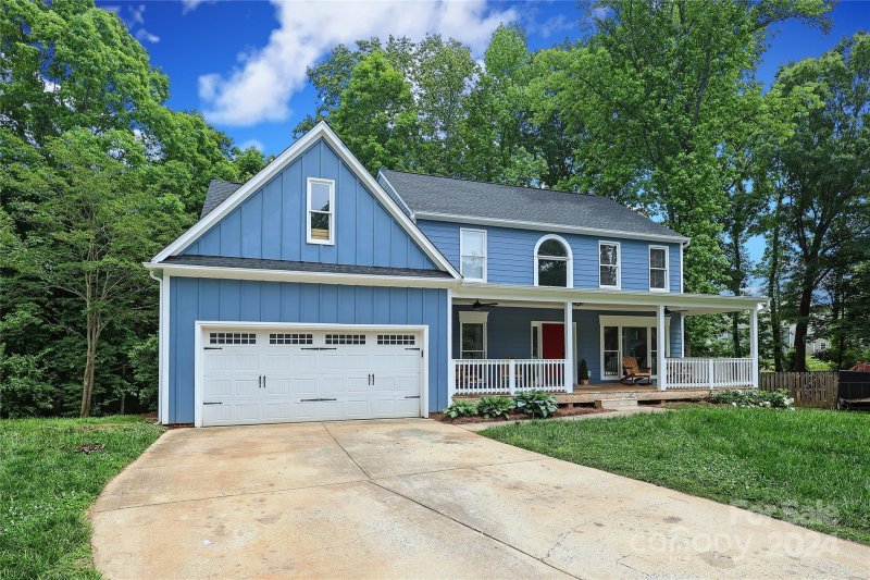 Property image 3 at 7100 Milhof Court, Charlotte, NC 28269