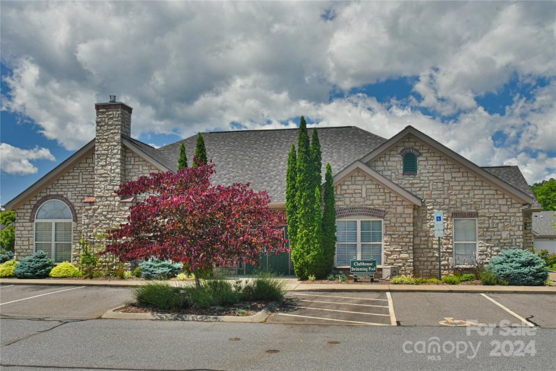 Property image 5 at 1 Valley Trace Lane, Weaverville, NC 28787