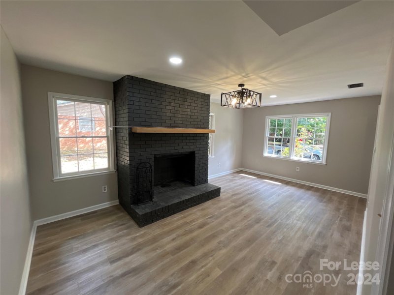 Property image 3 at 10204 Starwood Drive, Charlotte, NC 28215