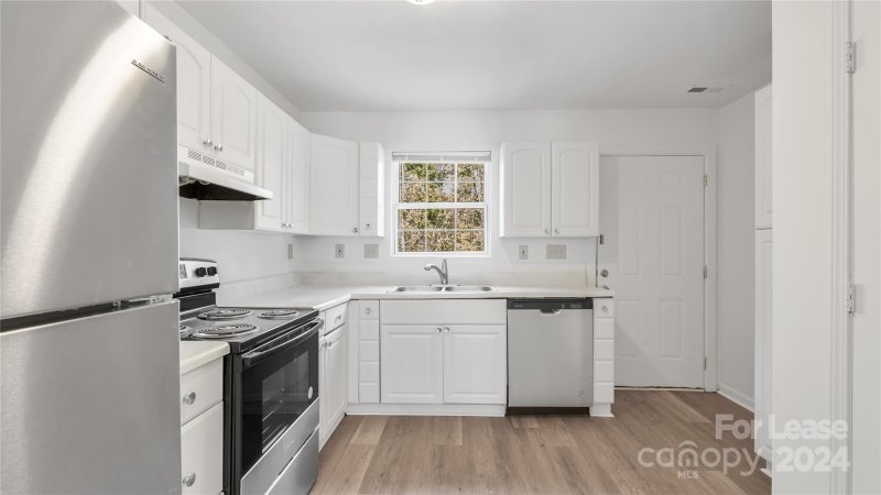 Property image 4 at 3733 Oakwood Road, Charlotte, NC 28269