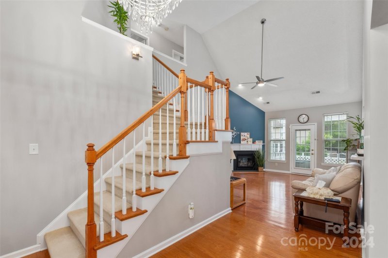 Property image 3 at 10027 Brawley Lane, Charlotte, NC 28215