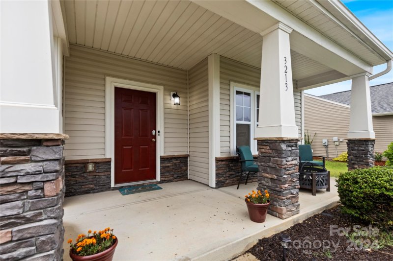 3213 Thorpe Lane