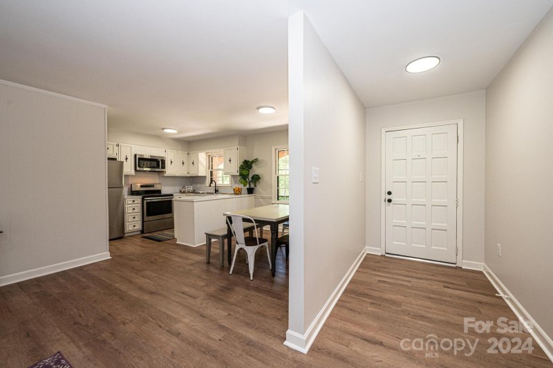 Property image 4 at 1349 Prince Street, Hickory, NC 28602