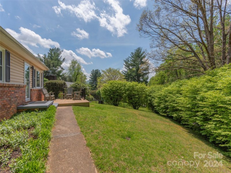 Property image 2 at 37 Pinehurst Road, Asheville, NC 28805