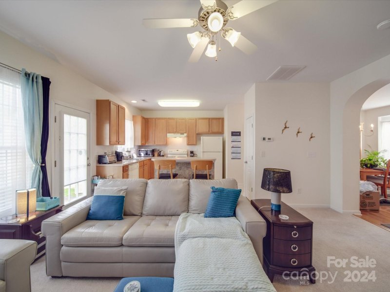 Property image 4 at 6329 Morningview Court, Charlotte, NC 28269