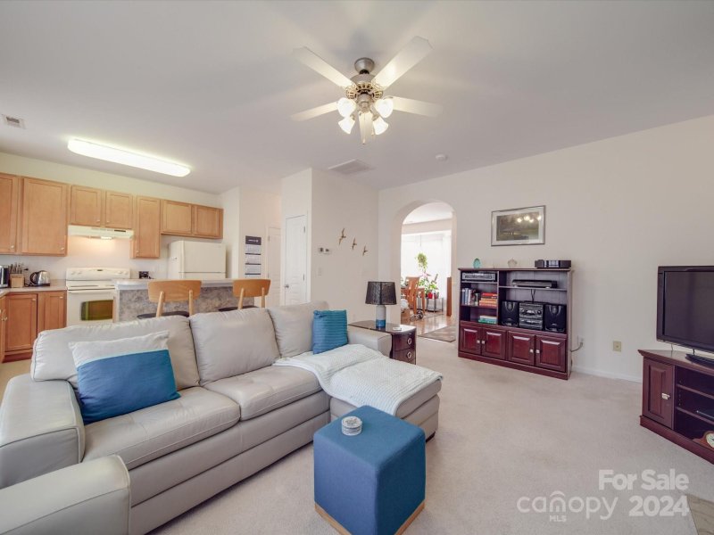 Property image 5 at 6329 Morningview Court, Charlotte, NC 28269