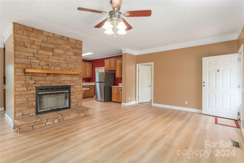 Property image 4 at 7 Clark Meadow Lane, Candler, NC 28715