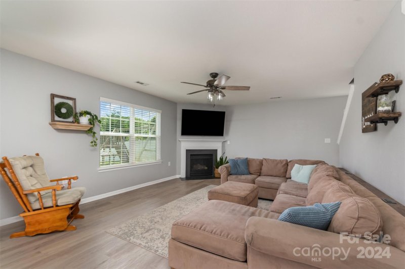 Property image 4 at 407 Lind Point Lane, Monroe, NC 28110