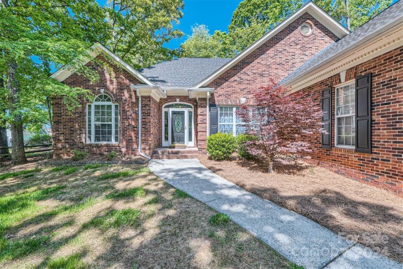 Property image 2 at 1108 Hawthorne Drive, Indian Trail, NC 28079