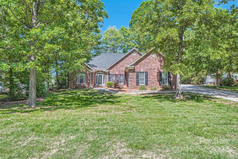 Property image 3 at 1108 Hawthorne Drive, Indian Trail, NC 28079