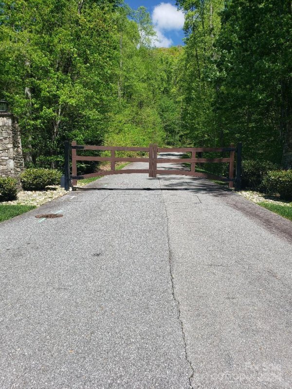 40 Mountain Watch Drive