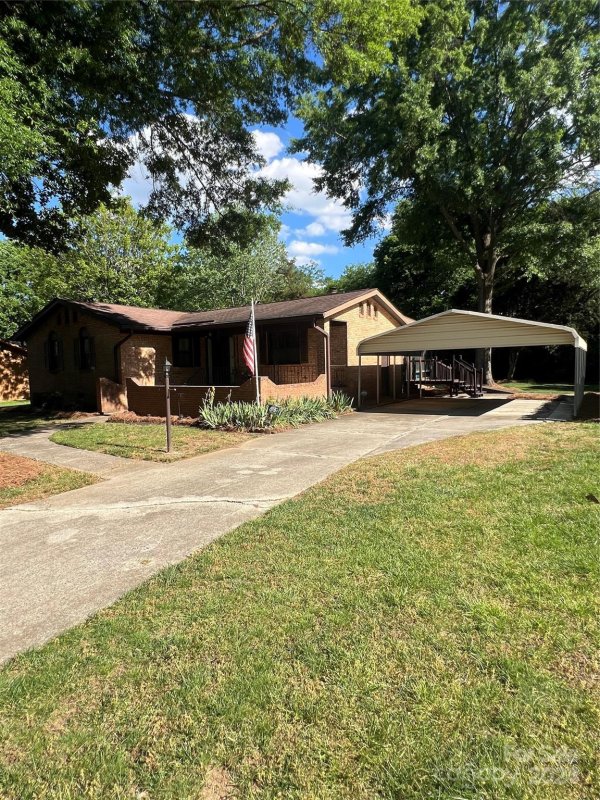 Property image 3 at 12000 Merriweather Drive, Charlotte, NC 28273