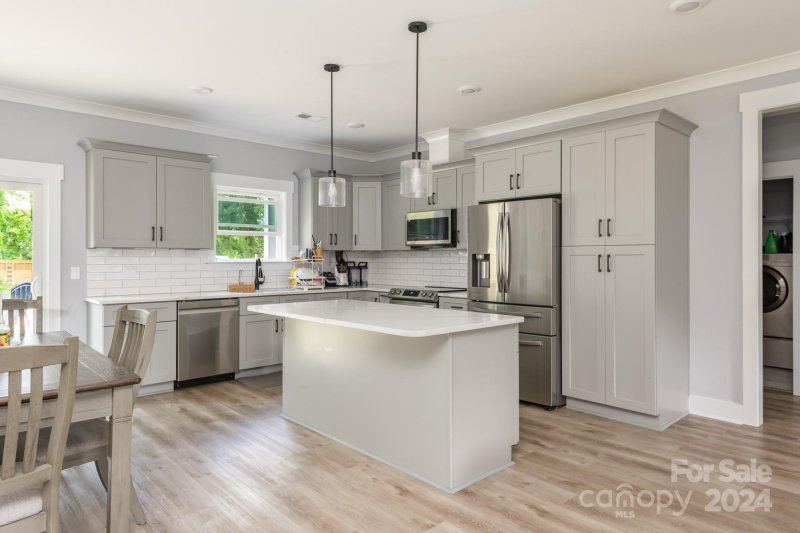 Property image 4 at 601 Gray Drive, Charlotte, NC 28213