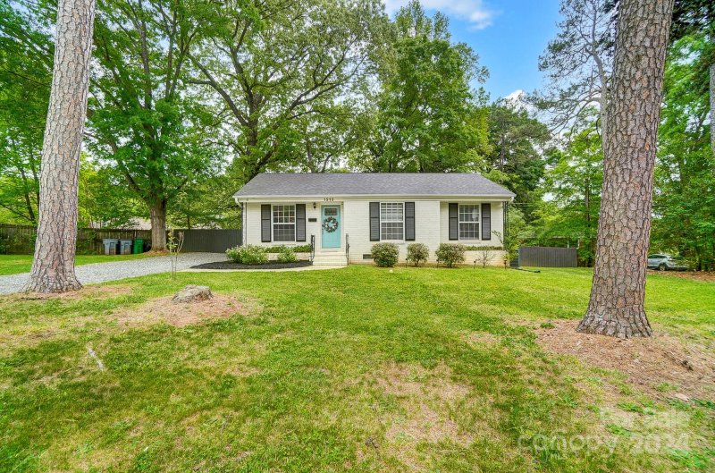 1313 Weststone Drive