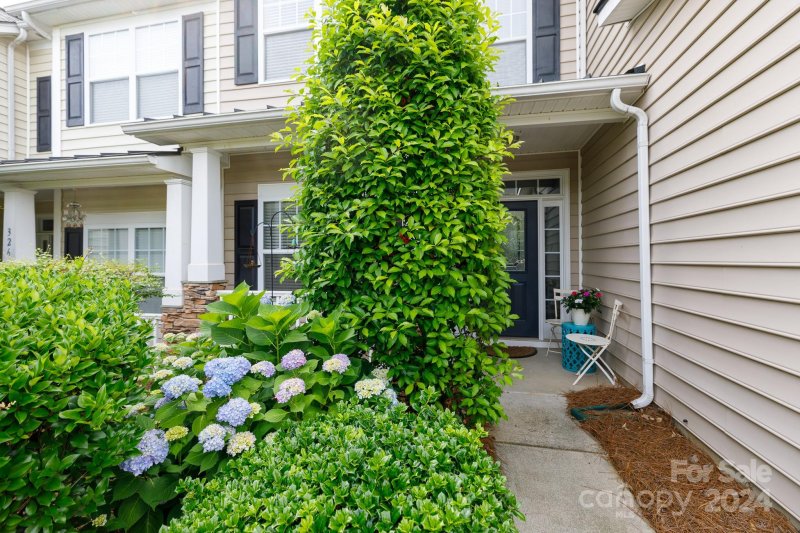 Property image 2 at 324 Rose Garden Court, Rock Hill, SC 29732