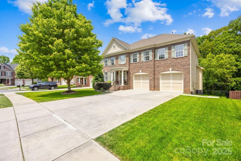 6516 Chadwell Court