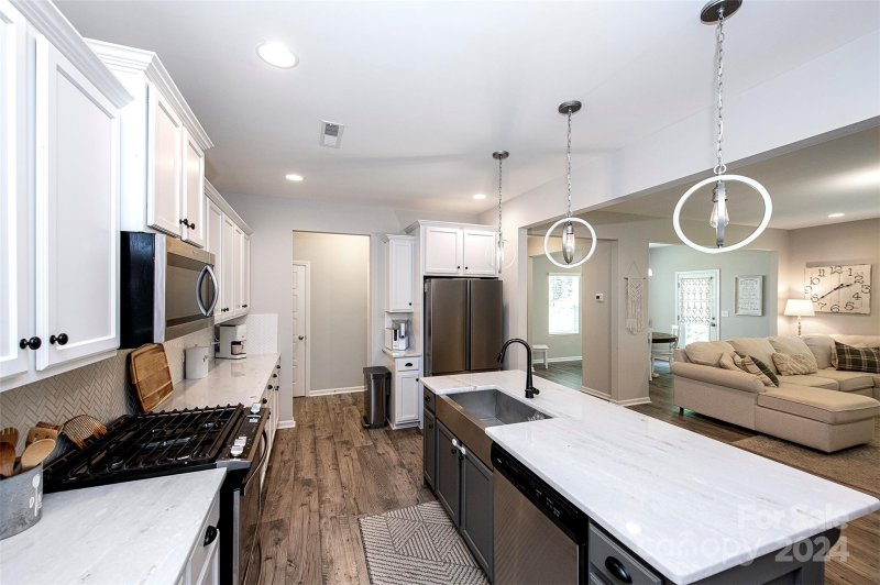 Property image 4 at 1129 Streamside Lane, York, SC 29745