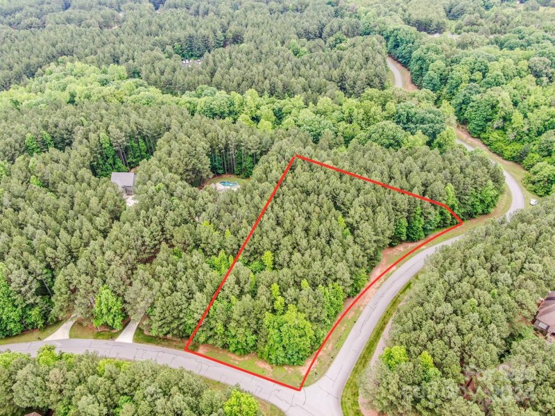 Property image 2 at 6808 Goose Point Drive, Denver, NC 28037