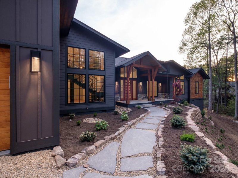 Property image 3 at 984 Eagle Lake Drive, Brevard, NC 28712