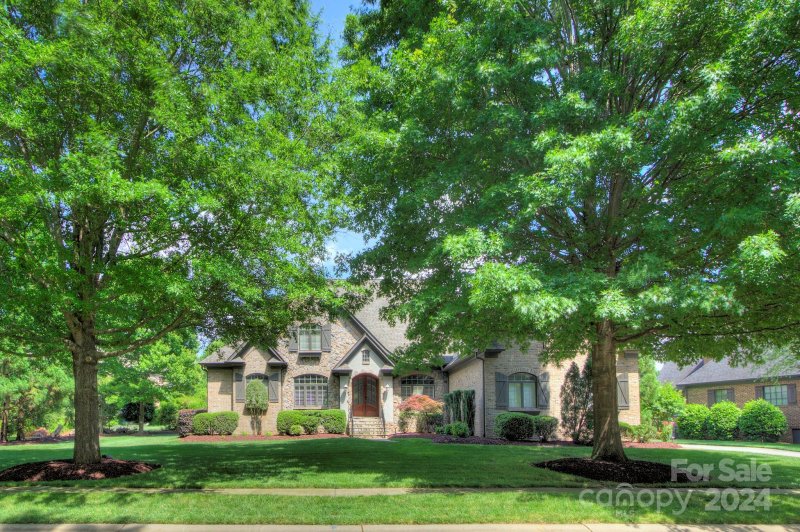 Property image 2 at 816 Beauhaven Lane, Waxhaw, NC 28173