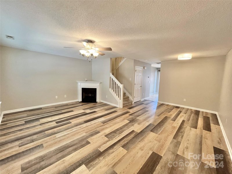 Property image 3 at 2025 Mcneil Paper Court, Charlotte, NC 28214