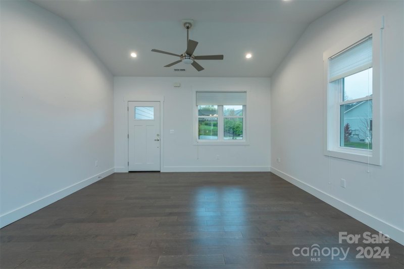 Property image 4 at 64 Foundry Lane, Hendersonville, NC 28792