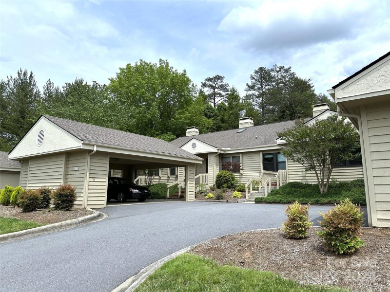 Property image 4 at 3002 Saint Augustine Place, Asheville, NC 28805