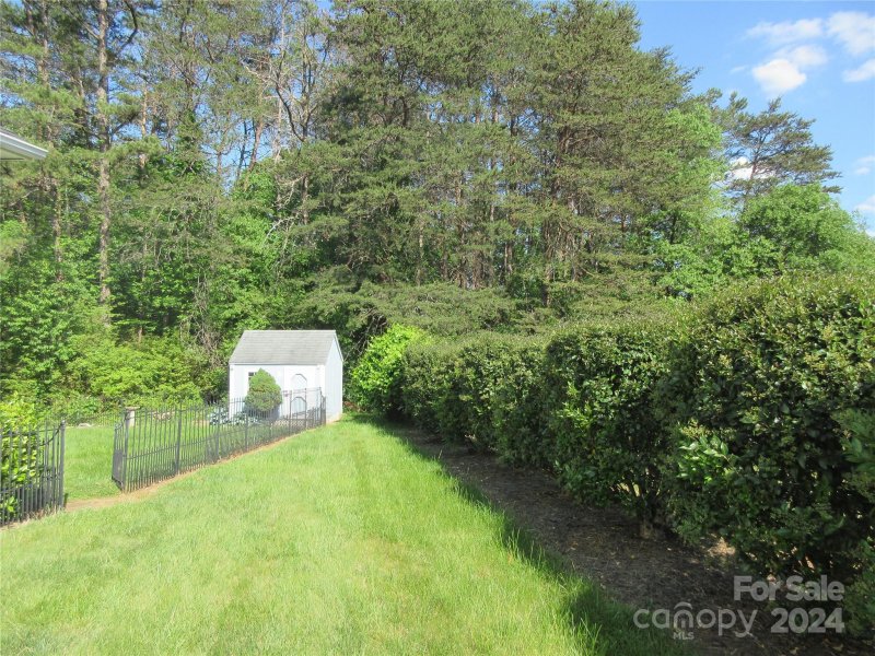 Property image 4 at 5090 Mill Pond Drive, Conover, NC 28613