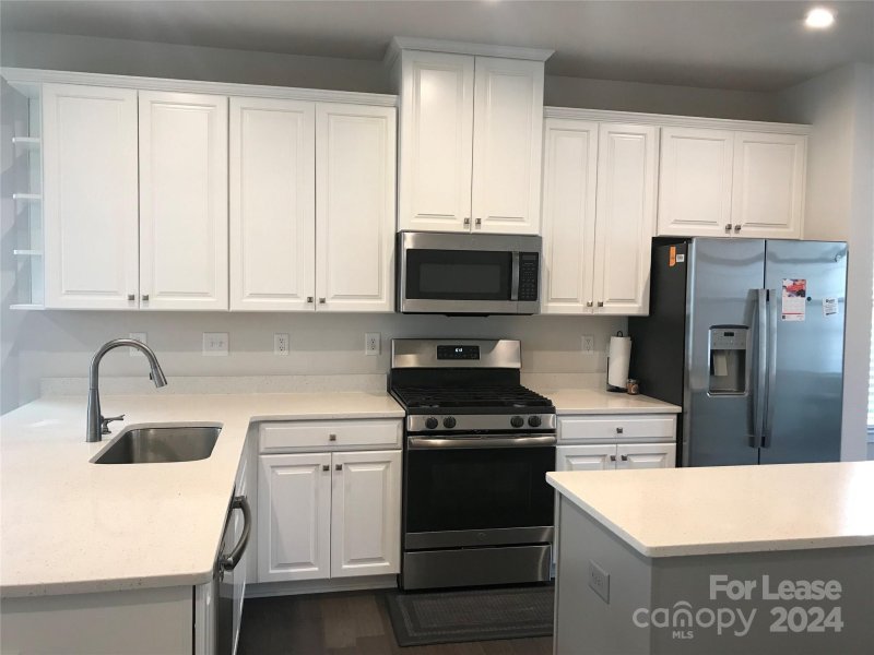 Property image 3 at 417 16th Street, Charlotte, NC 28206