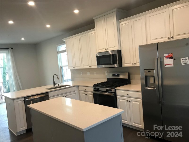 Property image 4 at 417 16th Street, Charlotte, NC 28206