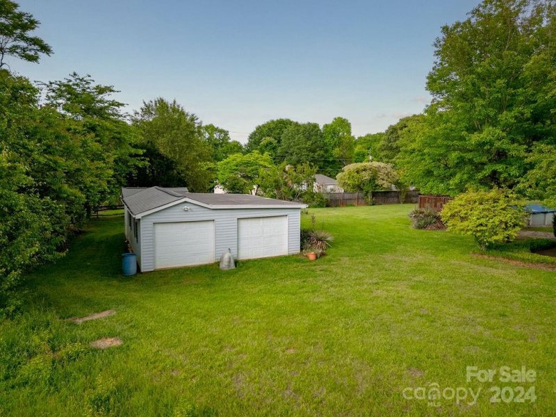 Property image 3 at 8487 Graham Road, Denver, NC 28037