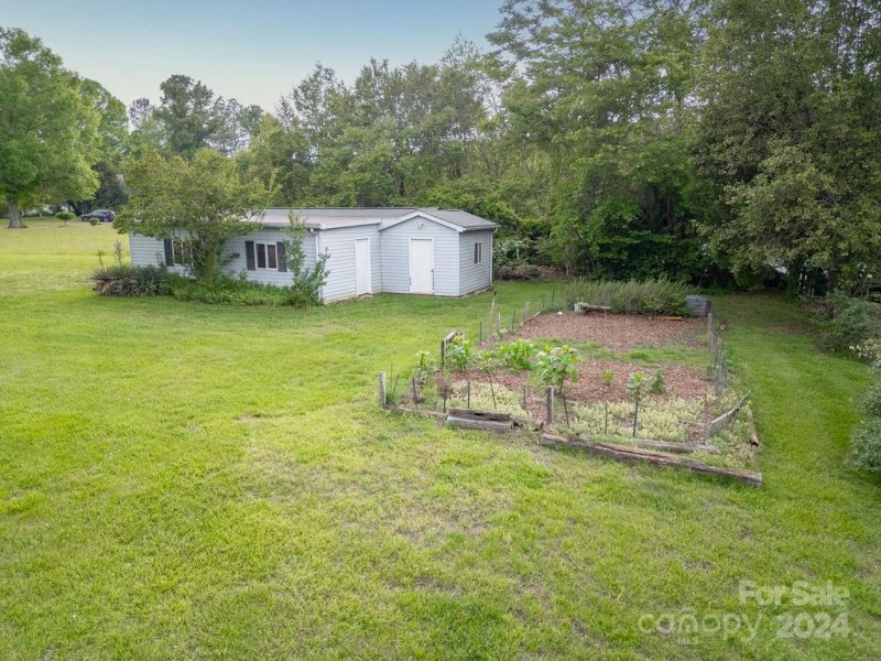 Property image 5 at 8487 Graham Road, Denver, NC 28037