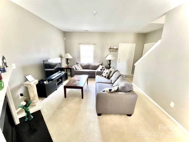 Property image 3 at 4522 Carnfeld Lane, Charlotte, NC 28215