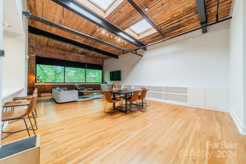 Property image 4 at 310 Arlington Avenue, Charlotte, NC 28203