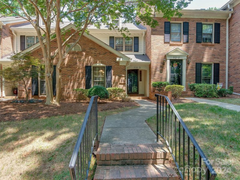 Property image 2 at 9101 Nolley Court, Charlotte, NC 28270