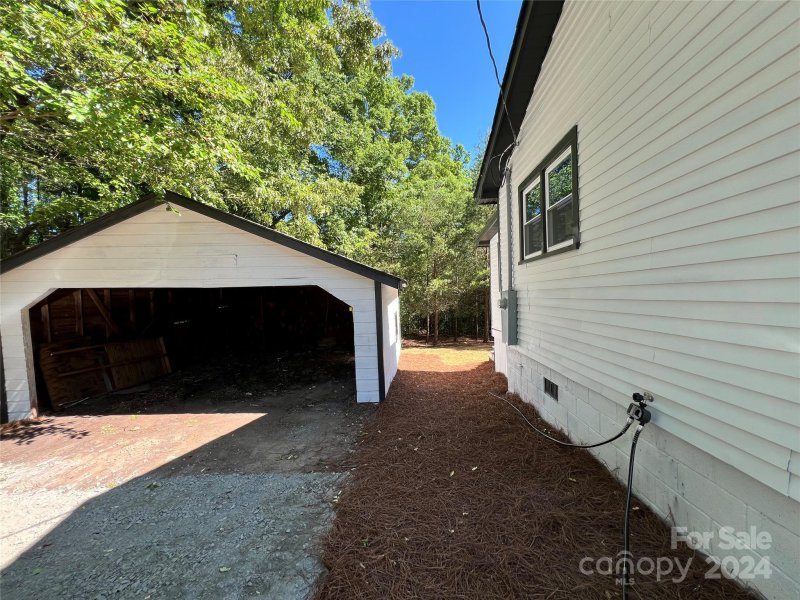 Property image 4 at 407 Dover Drive, Bessemer City, NC 28016