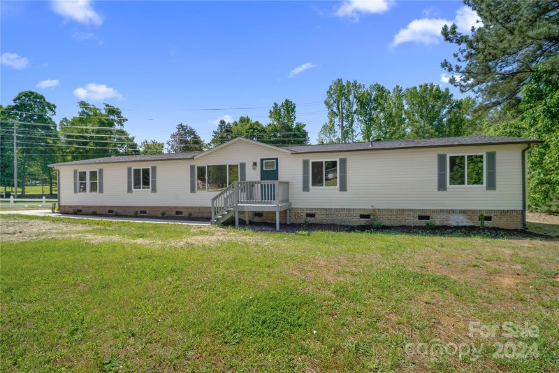 Property image 2 at 6264 Crossing View Lane, Denver, NC 28037