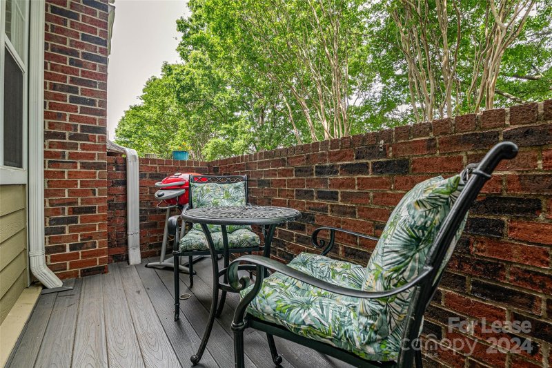 Property image 4 at 223 Torrence Street, Charlotte, NC 28204