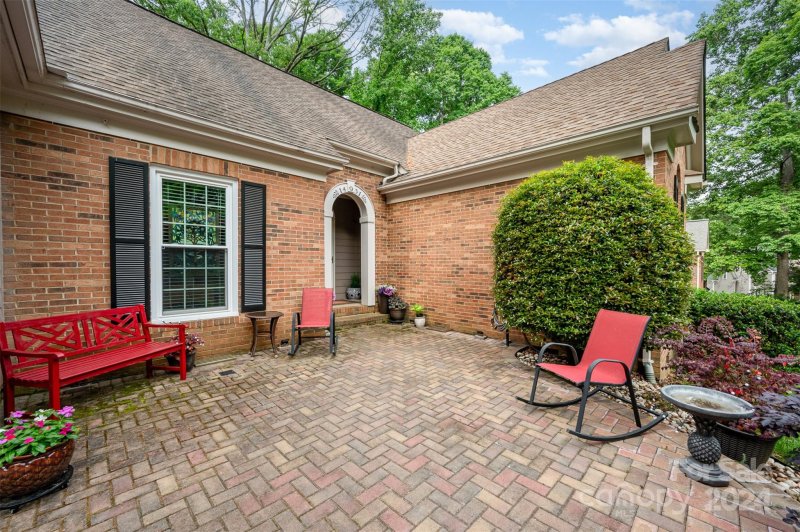 Property image 2 at 14931 Chilgrove Lane, Huntersville, NC 28078