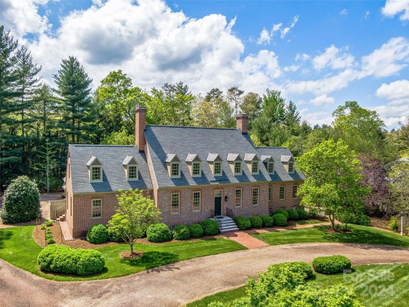 Property image 5 at 6 Cedar Chine None, Asheville, NC 28803